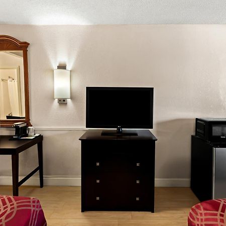 Bellmawr Economy Inn Bellmawr-Philadelphia Area Exteriör bild
